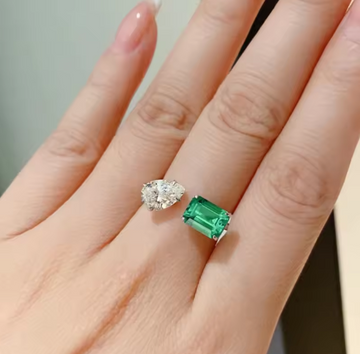 Asymmetric Green Spark Ring