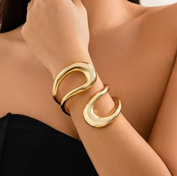 Twisted Metal Statement Cuff