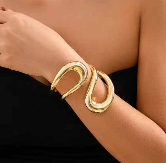 Twisted Metal Statement Cuff