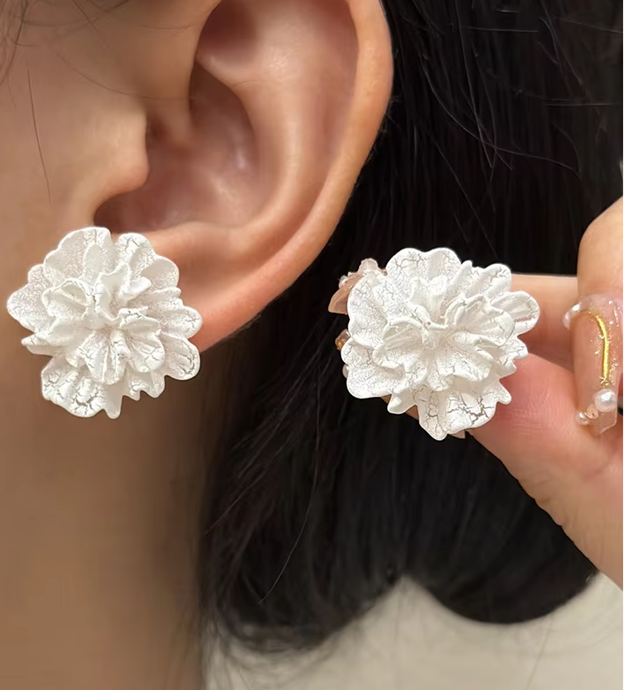 Bold White Bloom Stud Earrings