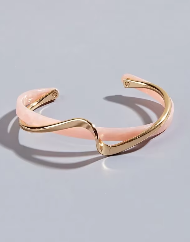 Shell Curve Open Bangle