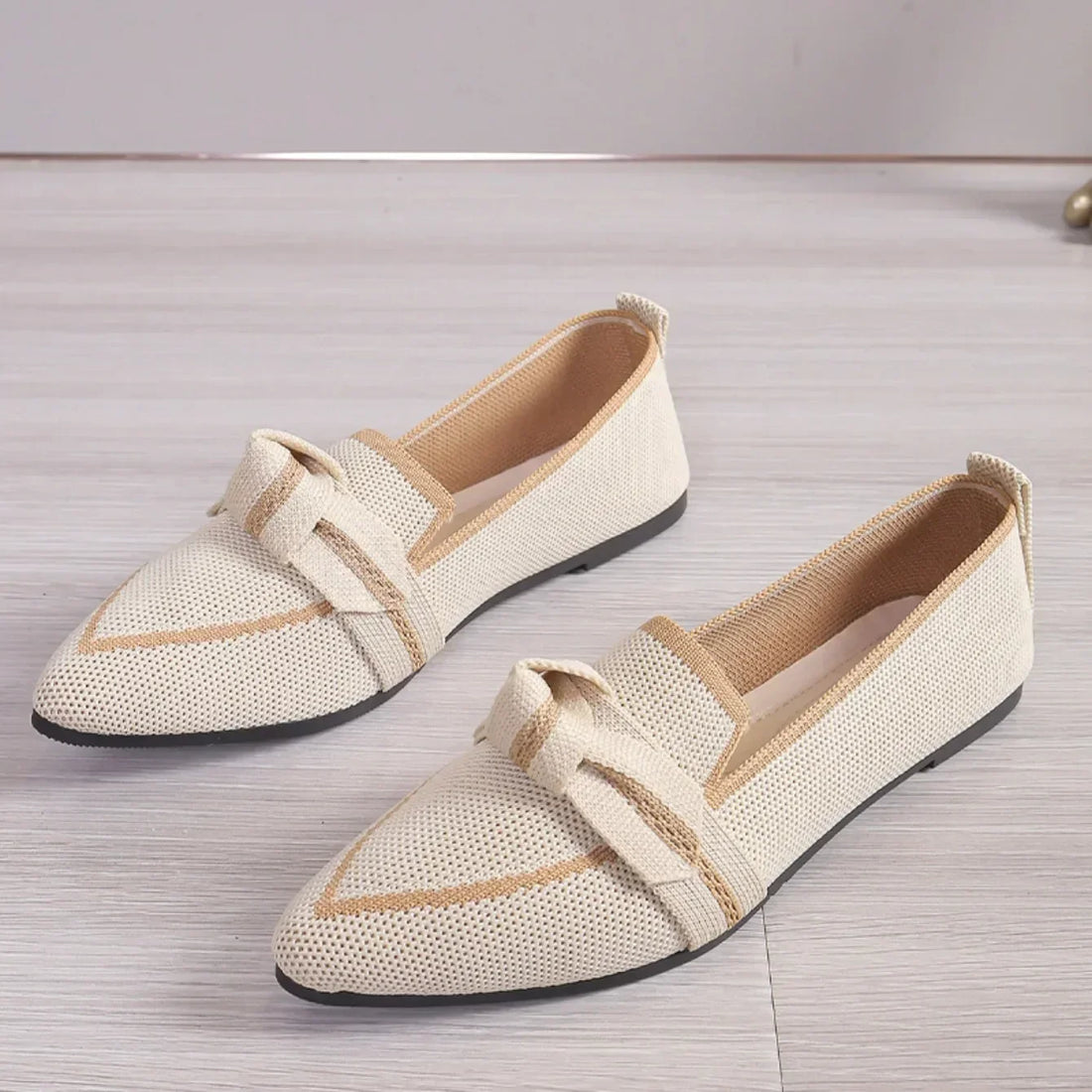 Bow Detail Knit Pointed Loafers
